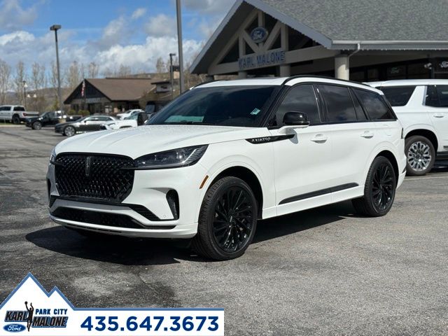 White Metallic 2025 Lincoln Aviator Reserve AWD SUV / Crossover All-Wheel Drive Automatic