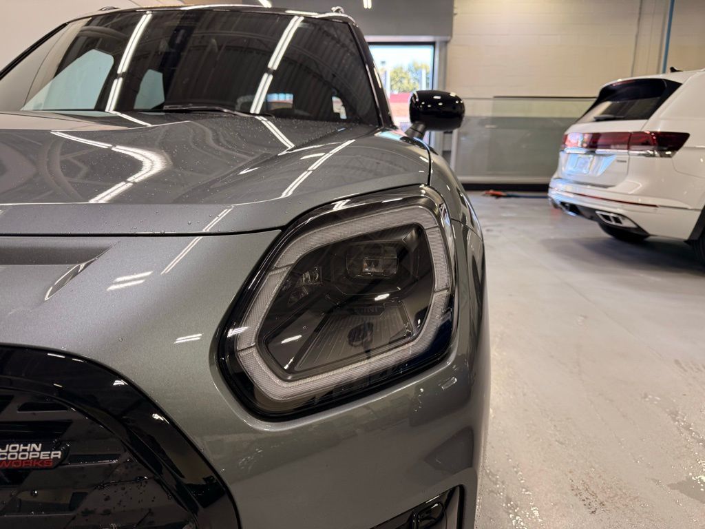 Thumbnail: 2026 MINI Cooper Countryman - 9