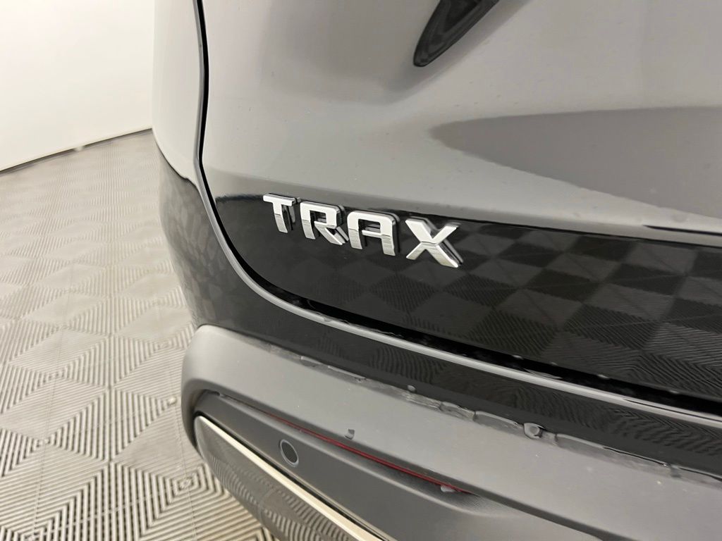 Thumbnail: 2026 Chevrolet Trax - 18