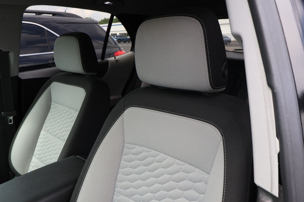 Thumbnail: 2020 Chevrolet Equinox - 13
