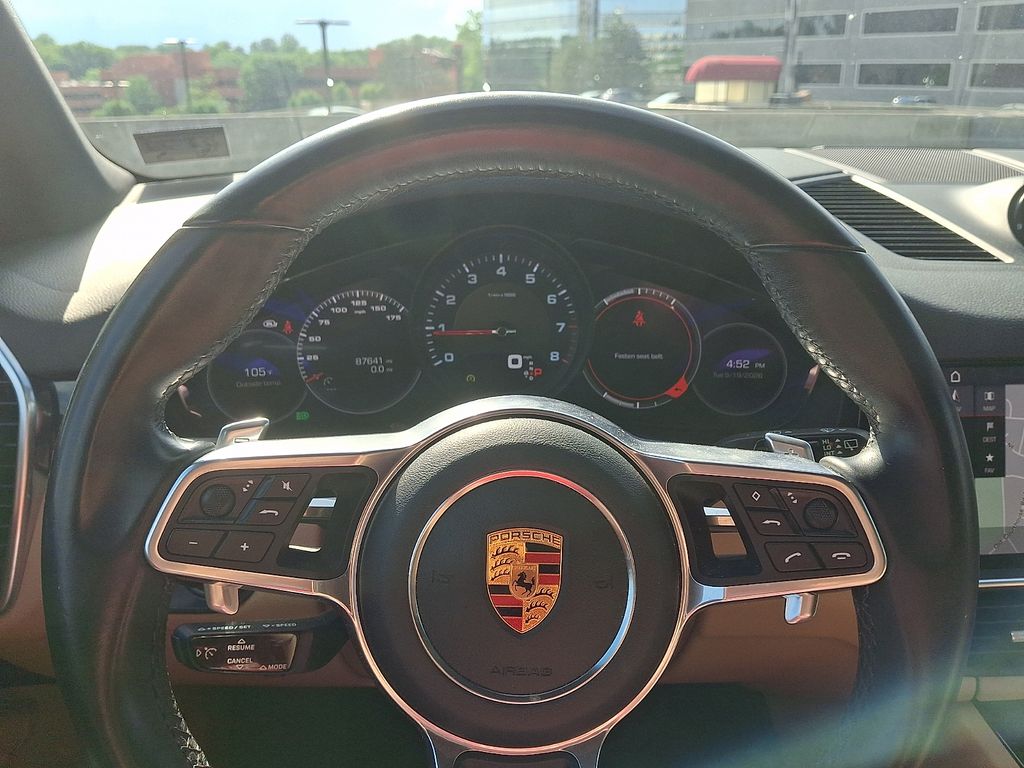 Thumbnail: 2019 Porsche Cayenne - 21