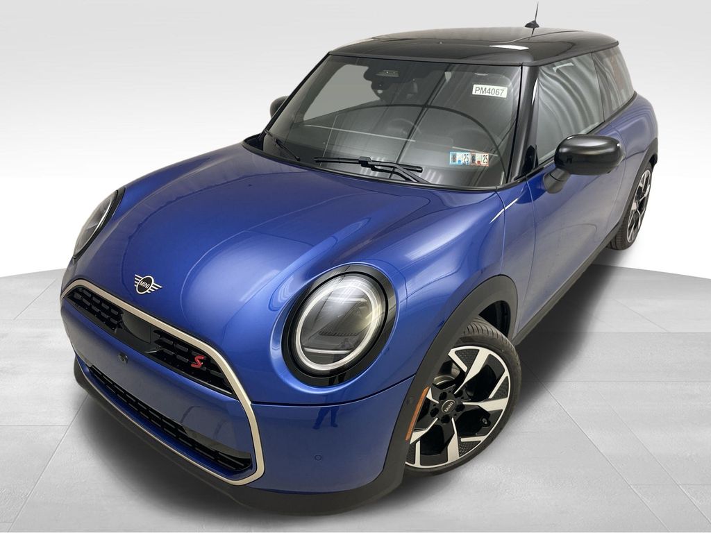 2025 MINI Hardtop 2 Door S's photo