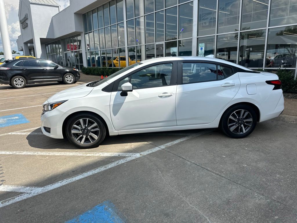 White (Fresh Powder) 2023 Nissan Versa Sedan Front-Wheel Drive Continuously Variable Transmission