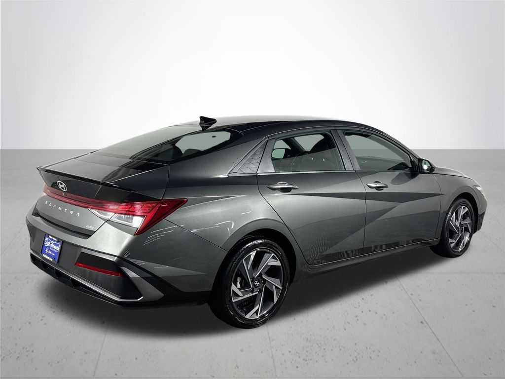 2025 Hyundai Elantra Hybrid SEL Sport
