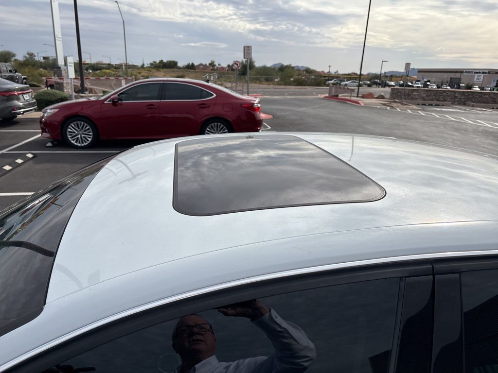 Thumbnail: 2015 Audi A4 - 6