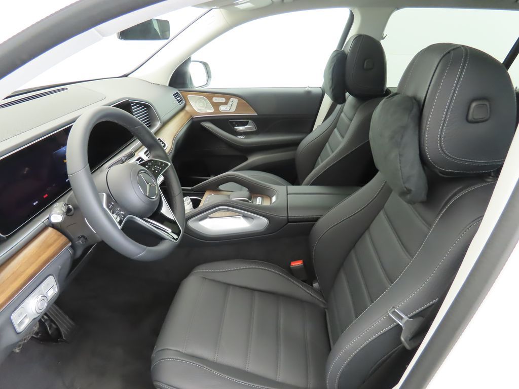 Thumbnail: 2026 Mercedes-Benz GLS - 21