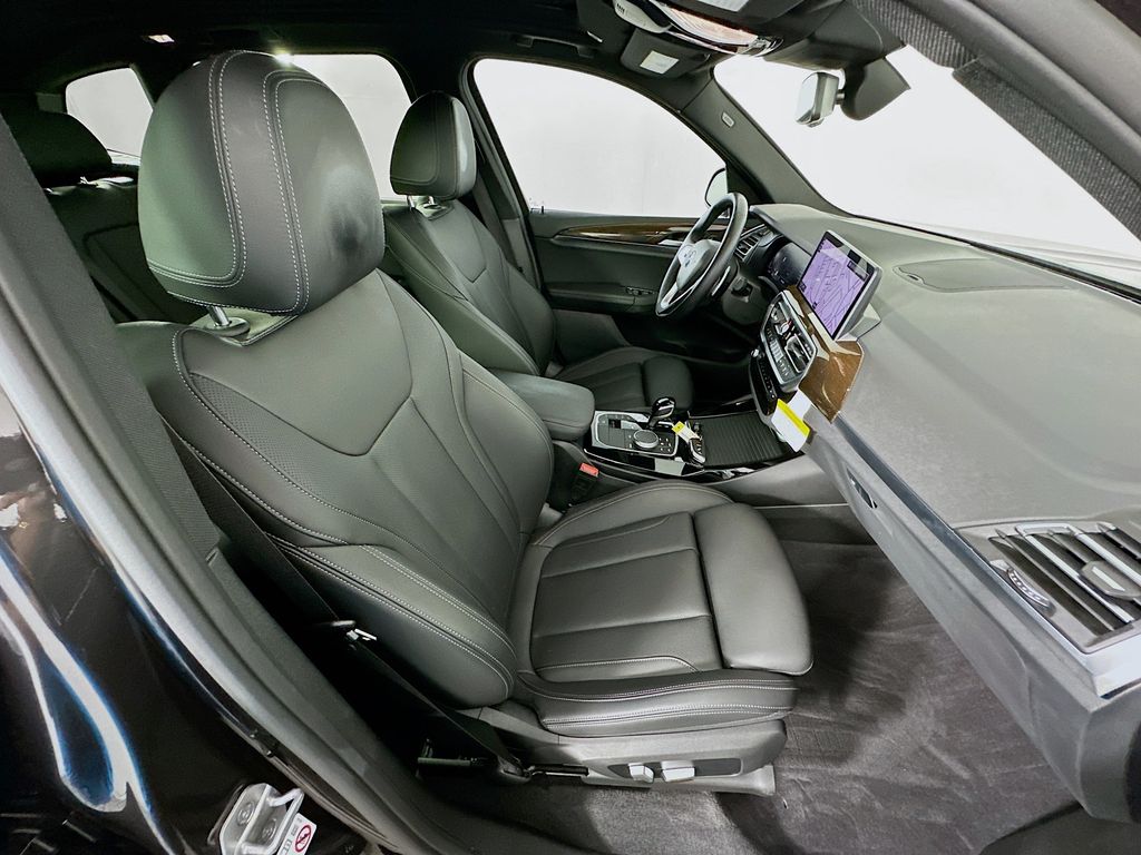 Thumbnail: 2022 BMW X3 - 29