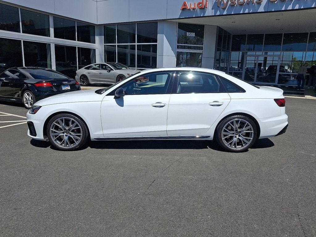 Thumbnail: 2023 Audi S4 - 7