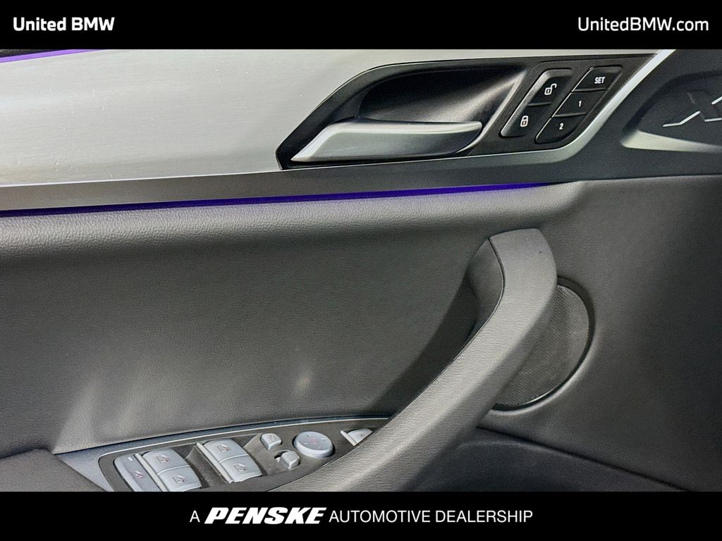 Thumbnail: 2023 BMW X4 - 3