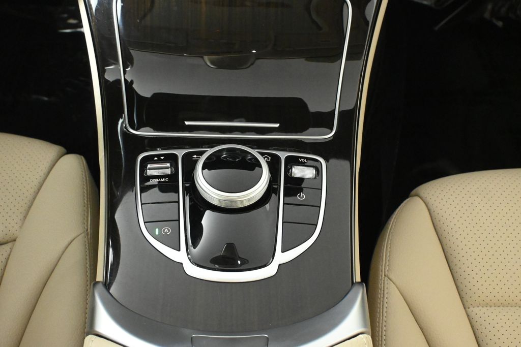 Thumbnail: 2019 Mercedes-Benz C-Class - 23