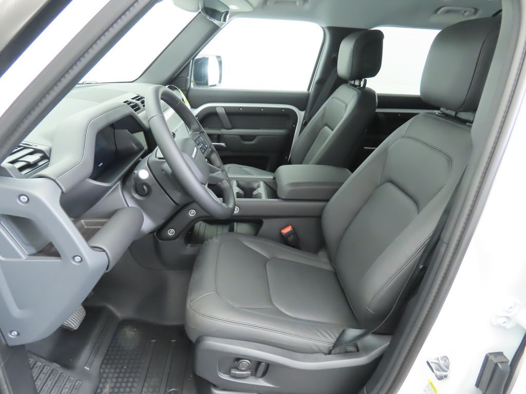 Thumbnail: 2026 Land Rover Defender - 19