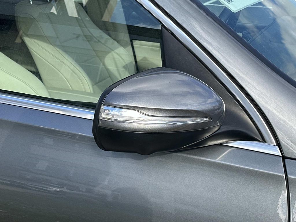 Thumbnail: 2022 Mercedes-Benz GLE - 18