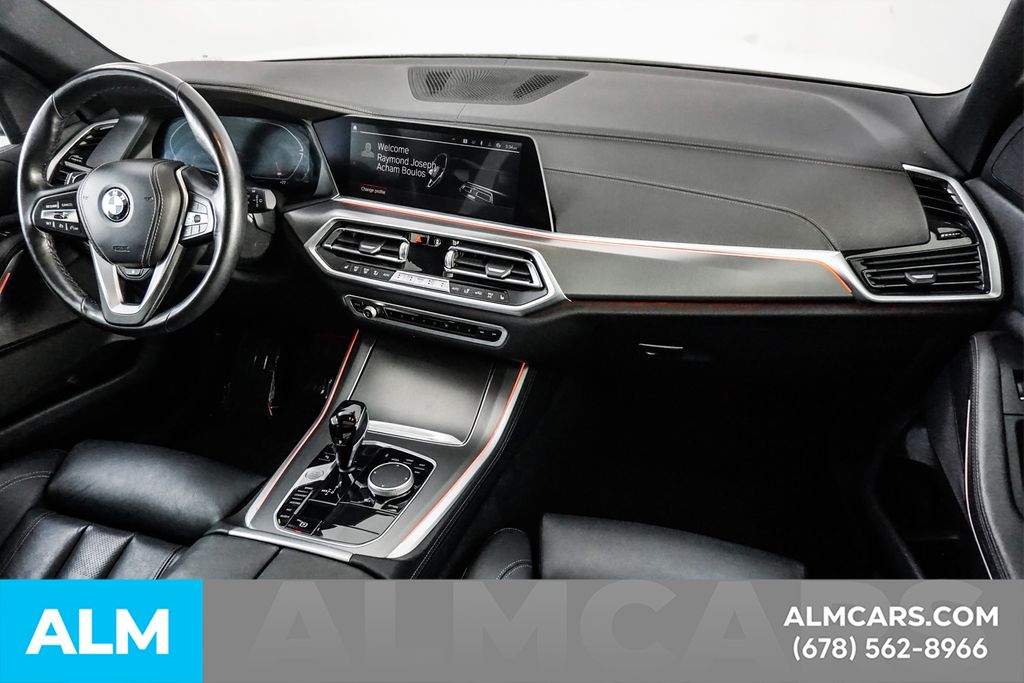Used 2022 White BMW xDrive40i image 25