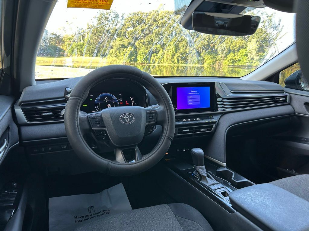 Thumbnail: 2025 Toyota Camry - 12