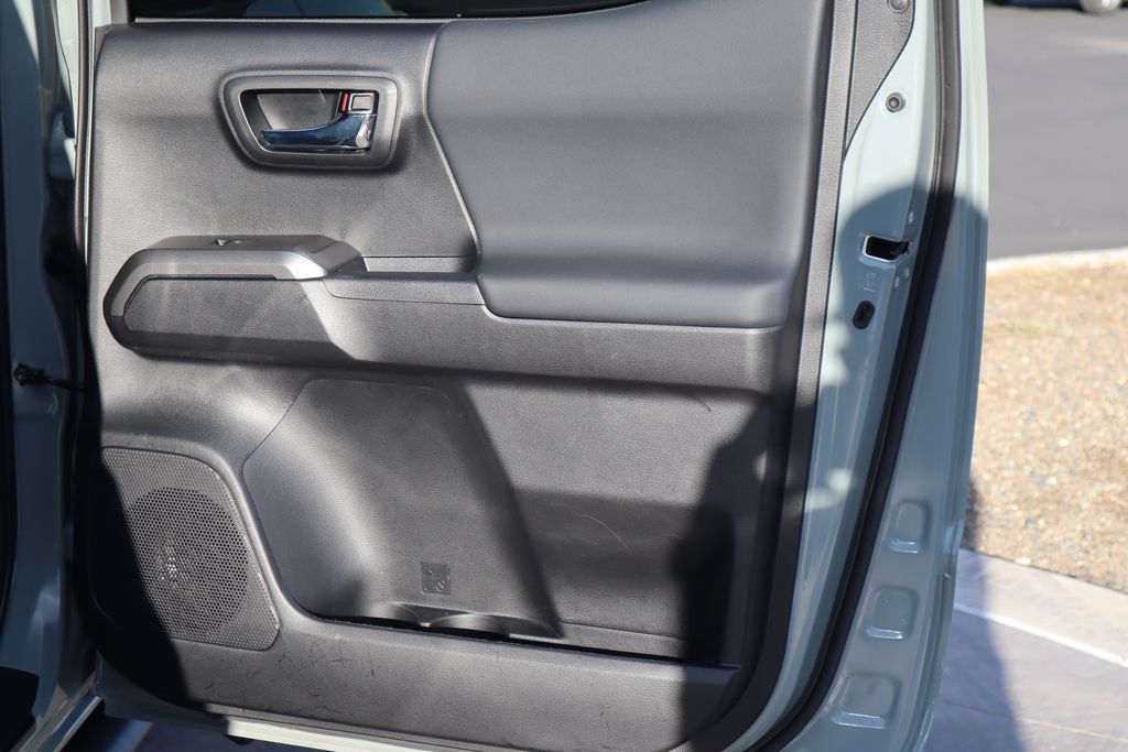 Thumbnail: 2023 Toyota Tacoma - 26