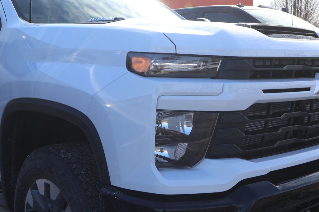 Thumbnail: 2026 Chevrolet Silverado 2500 - 3