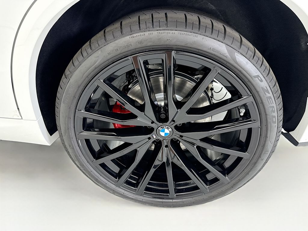 Thumbnail: 2026 BMW X5 - 30