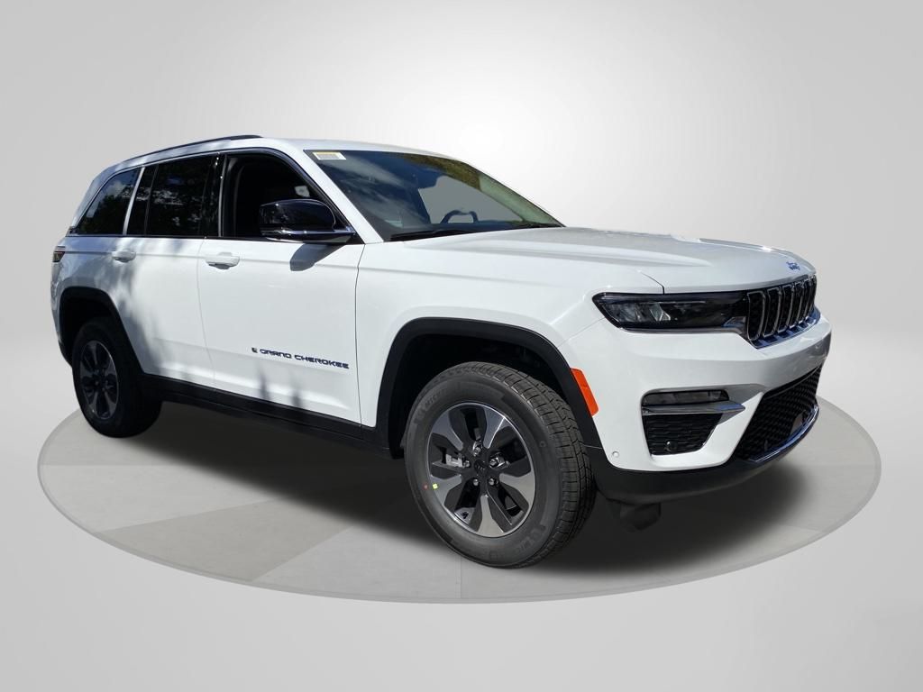 2023 Jeep Grand Cherokee 4xe's photo