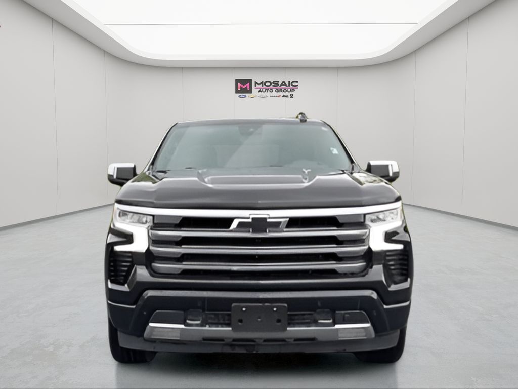 Used 2023 Chevrolet Silverado 1500 High Country with VIN 1GCUDJE88PZ122184 for sale in Zumbrota, Minnesota