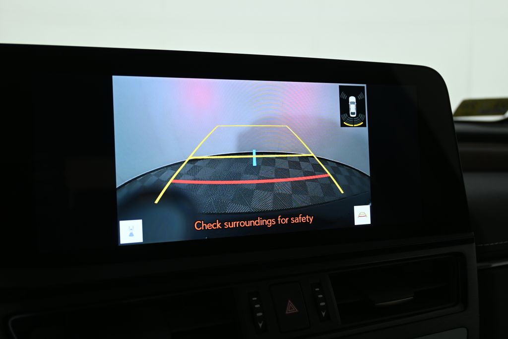 Thumbnail: 2025 Lexus ES - 25