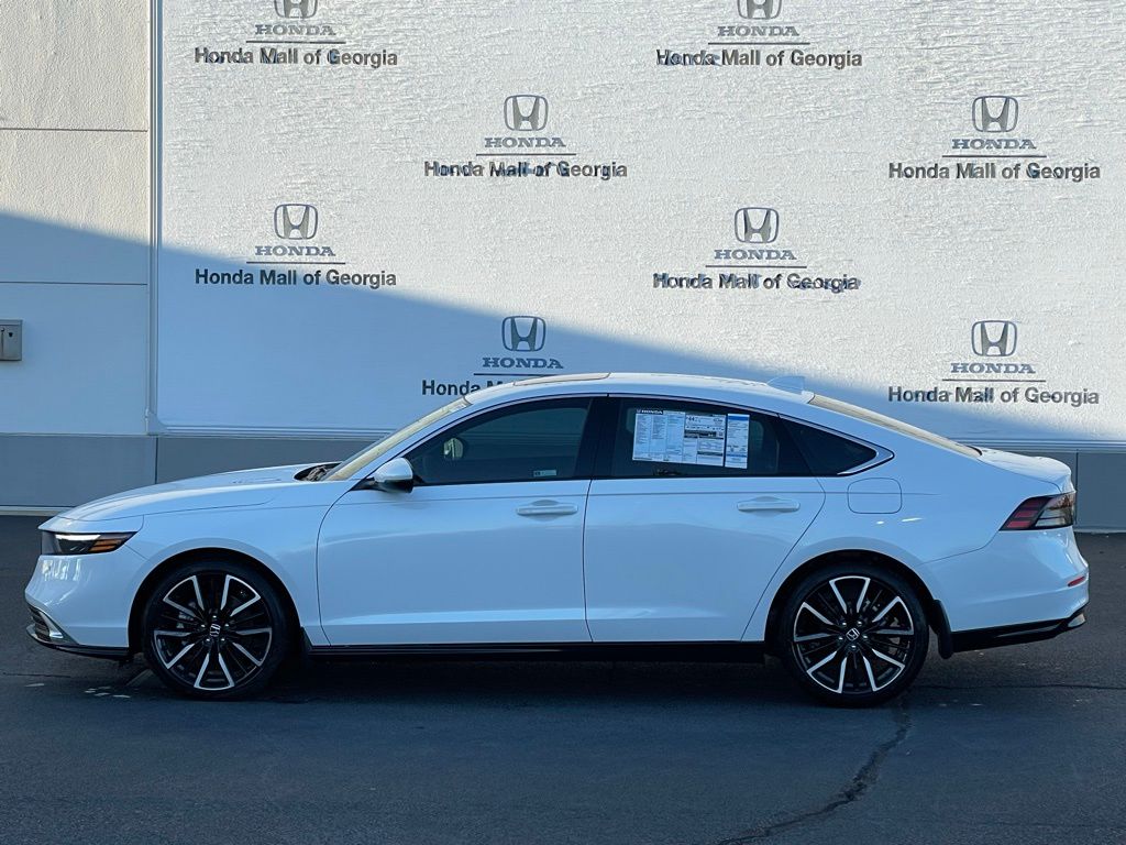 2025 Honda Accord Touring 2