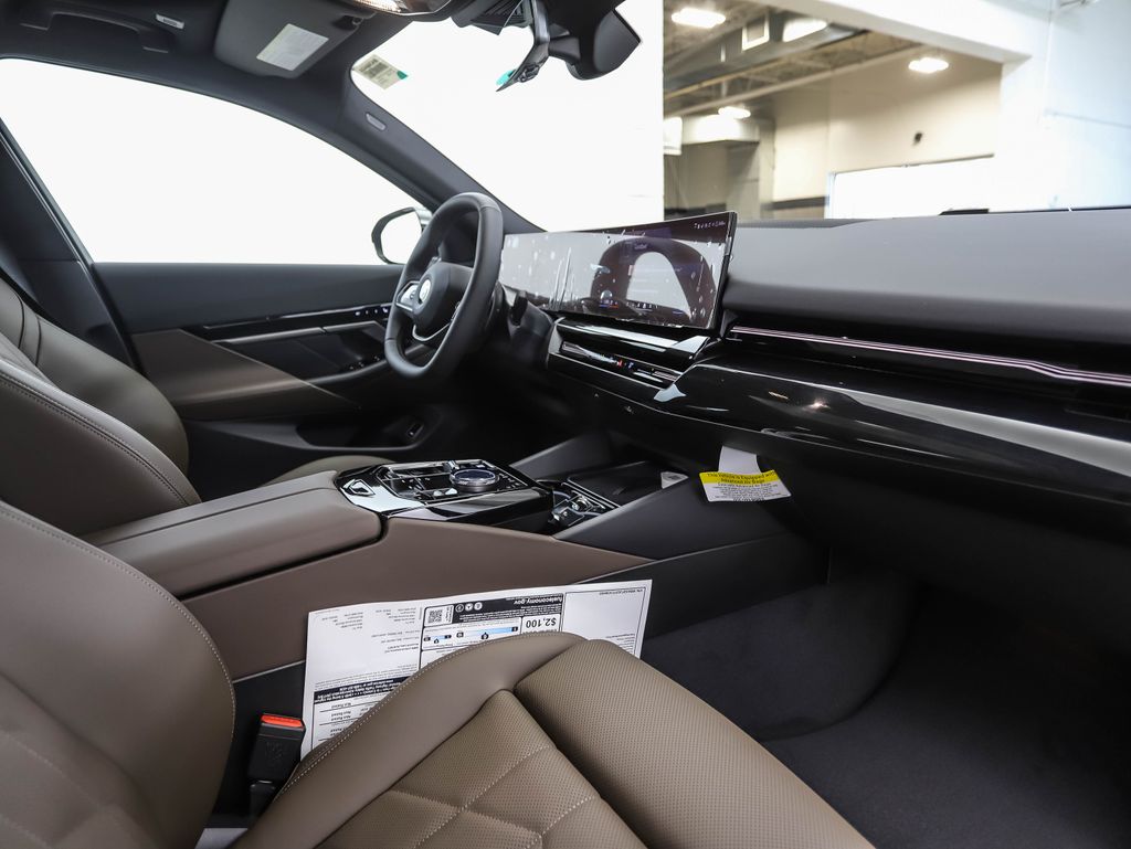 2026 BMW 5 Series 530i xDrive 29