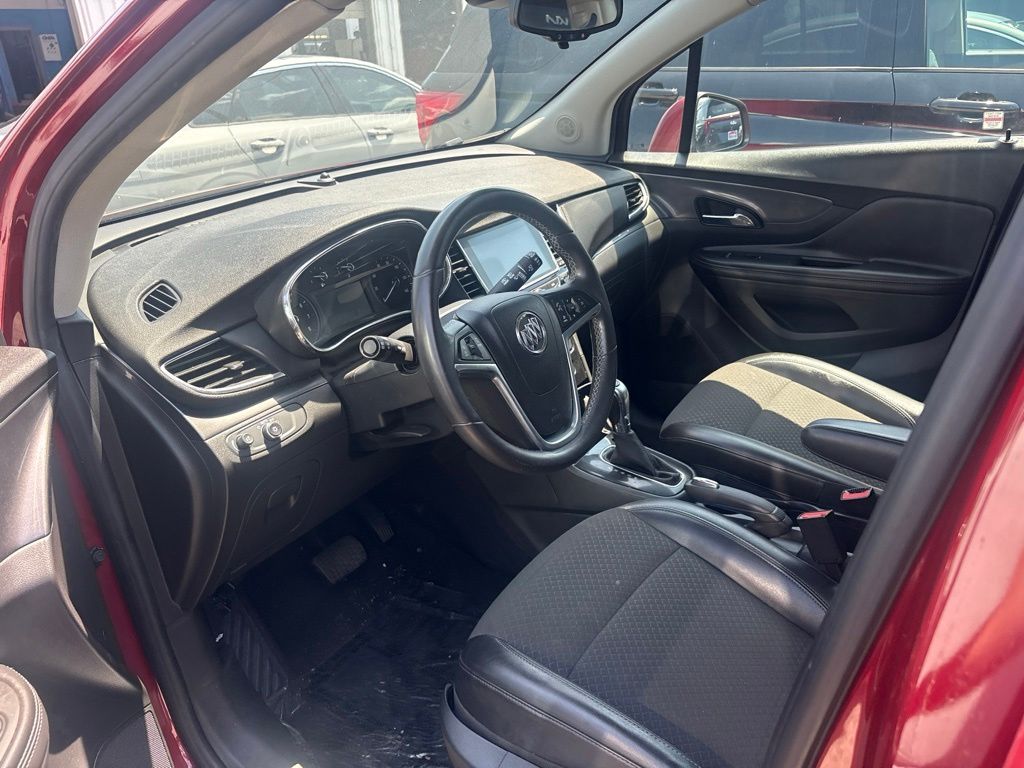 Used 2021 Red Buick Preferred image 15
