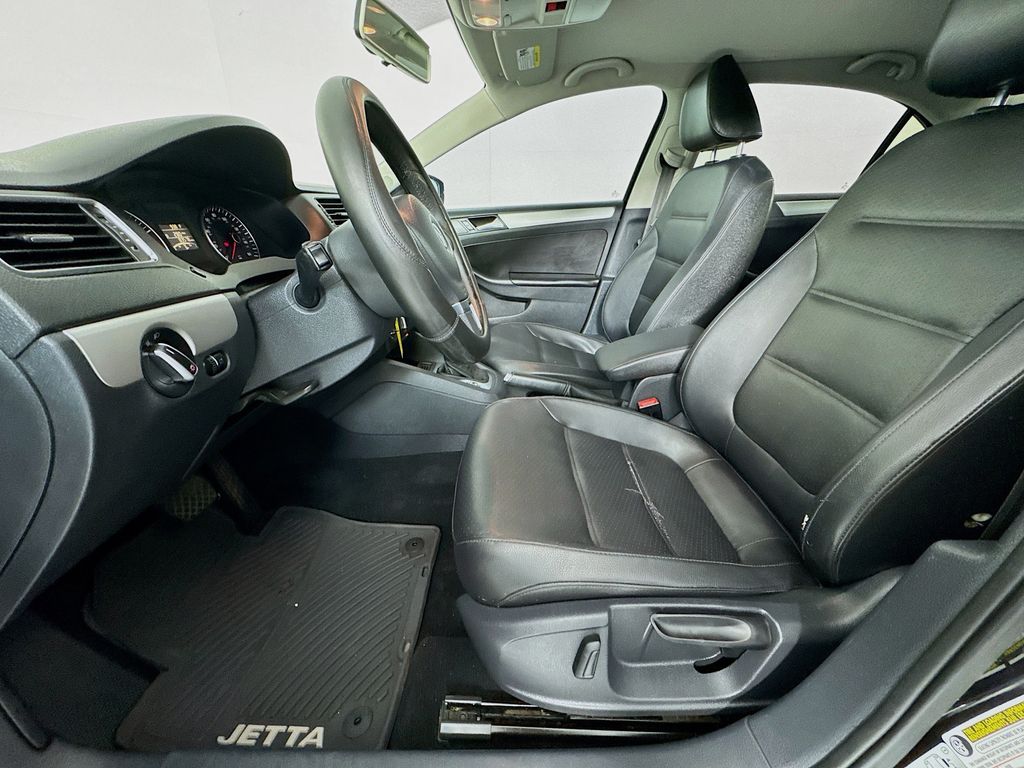 Used Car 2014 Volkswagen Jetta  1.8t Se For Sale Under $10,000 In Austin, Texas