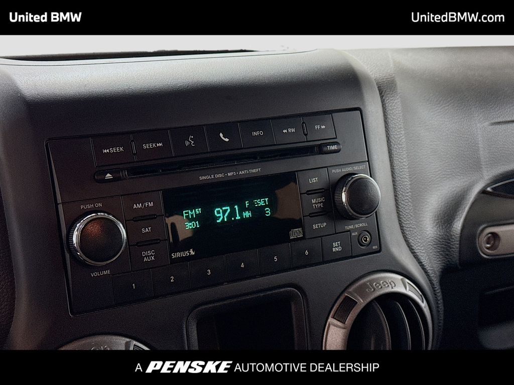 Thumbnail: 2017 Jeep Wrangler - 8