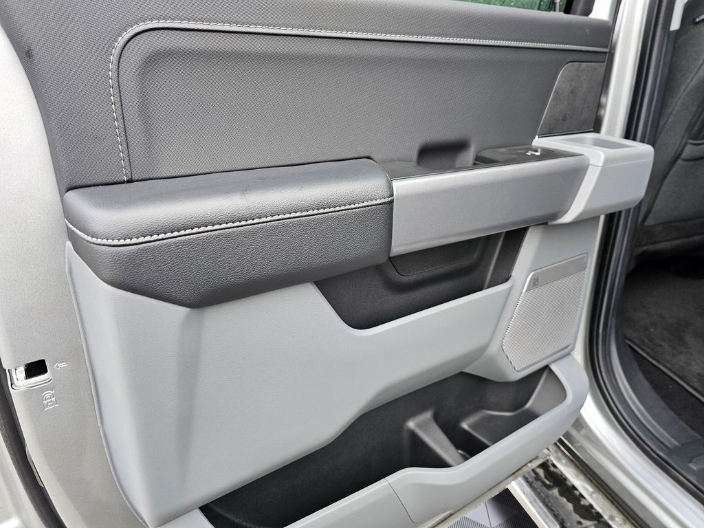 New 2024 Silver Ford XLT image 17