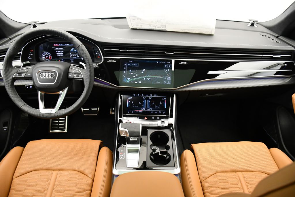 Thumbnail: 2025 Audi RS Q8 - 19