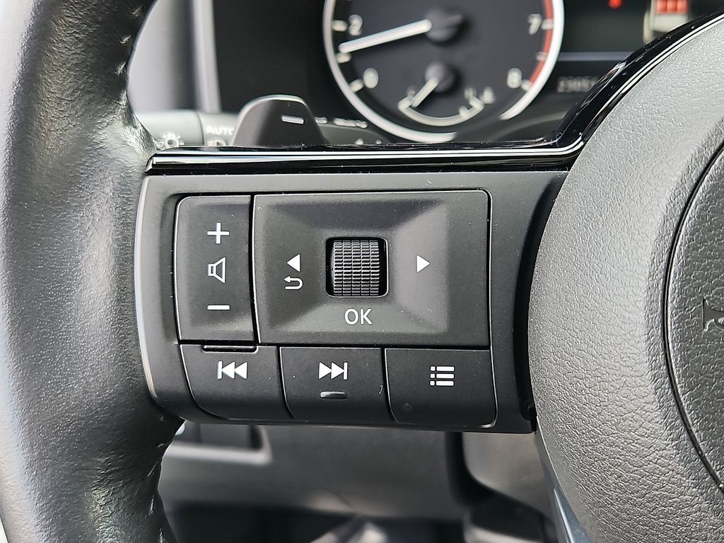 Thumbnail: 2023 Nissan Rogue - 24