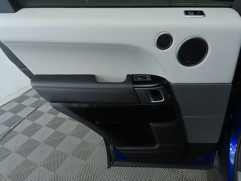 Thumbnail: 2021 Land Rover Range Rover Sport - 27