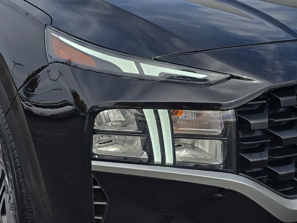 Thumbnail: 2023 Hyundai Santa Fe - 13