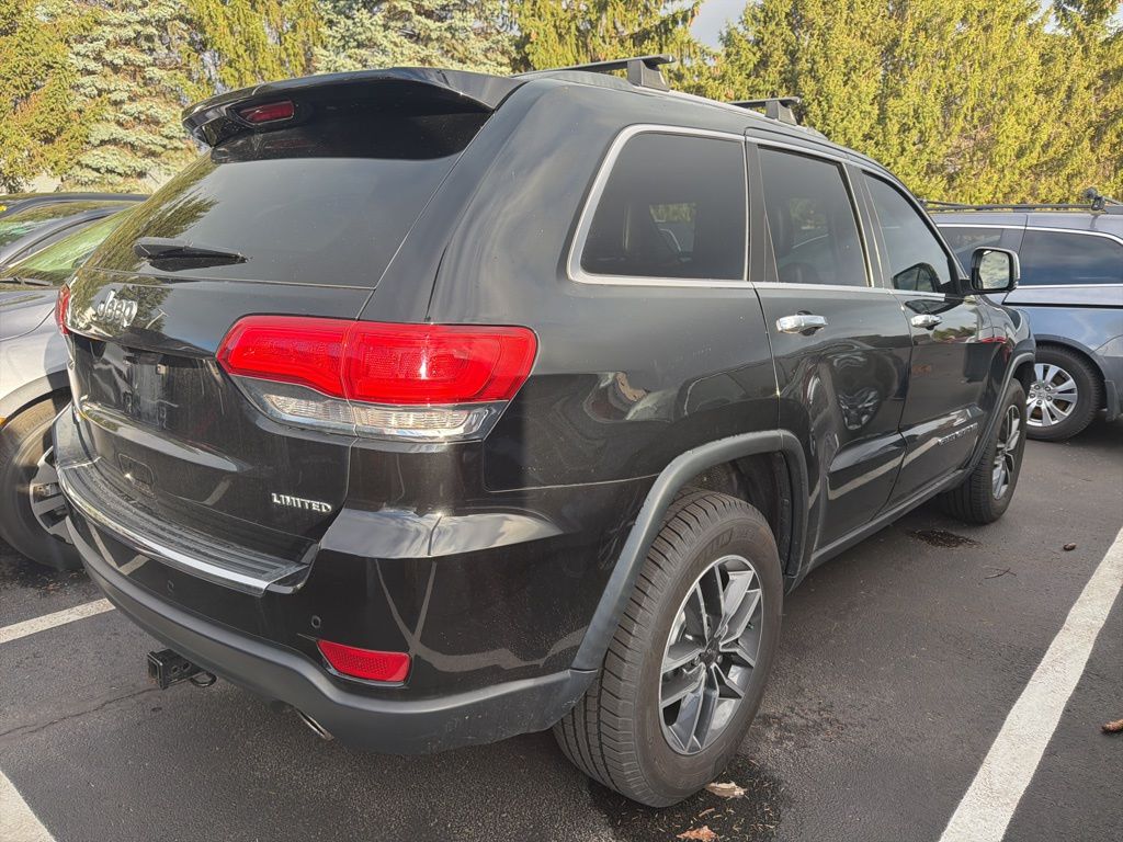 Thumbnail: 2019 Jeep Grand Cherokee - 3