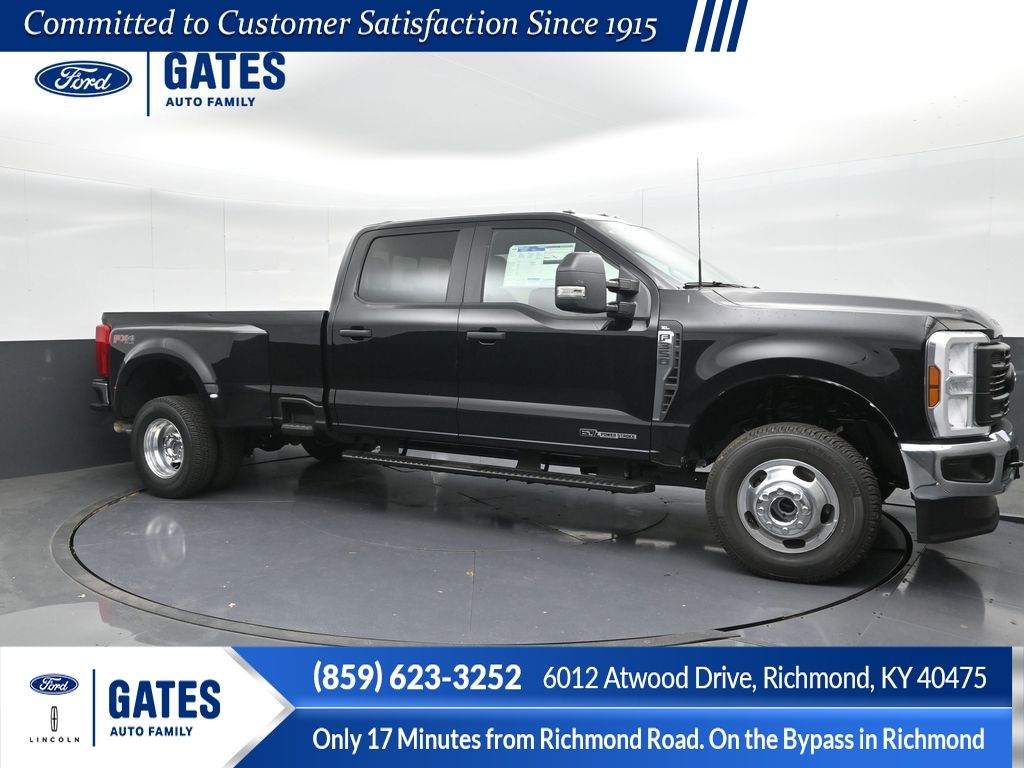 2025 Ford F-350 Super Duty XL Crew Cab LB DRW 4WD