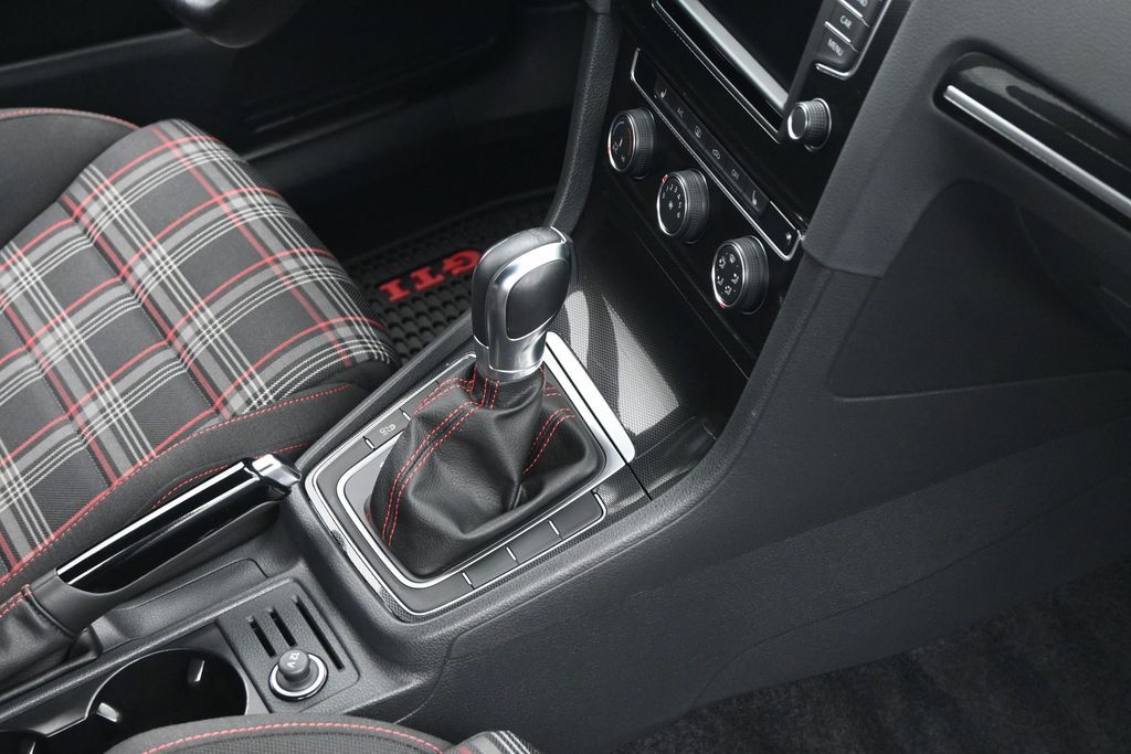 2017 Volkswagen Golf GTI Sport 4-Door