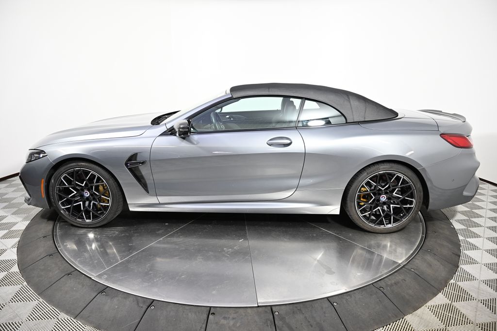 Thumbnail: 2023 BMW M8 - 3