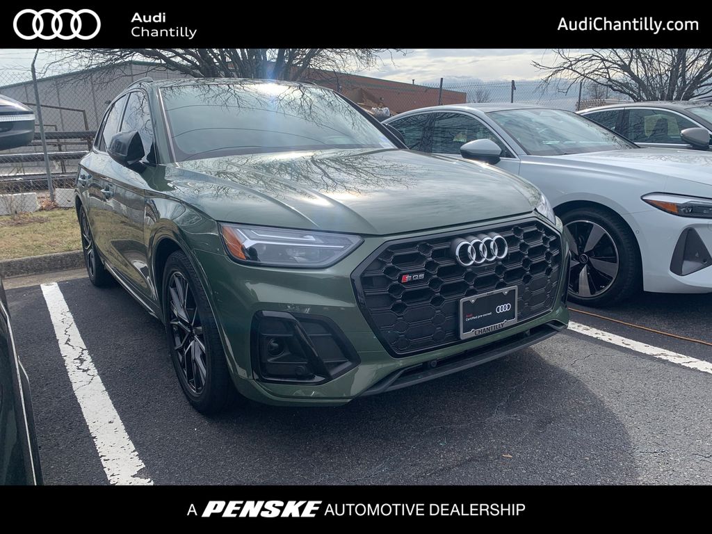 Thumbnail: 2023 Audi SQ5 - 1