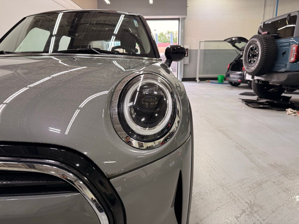 2023 MINI Cooper Base 9