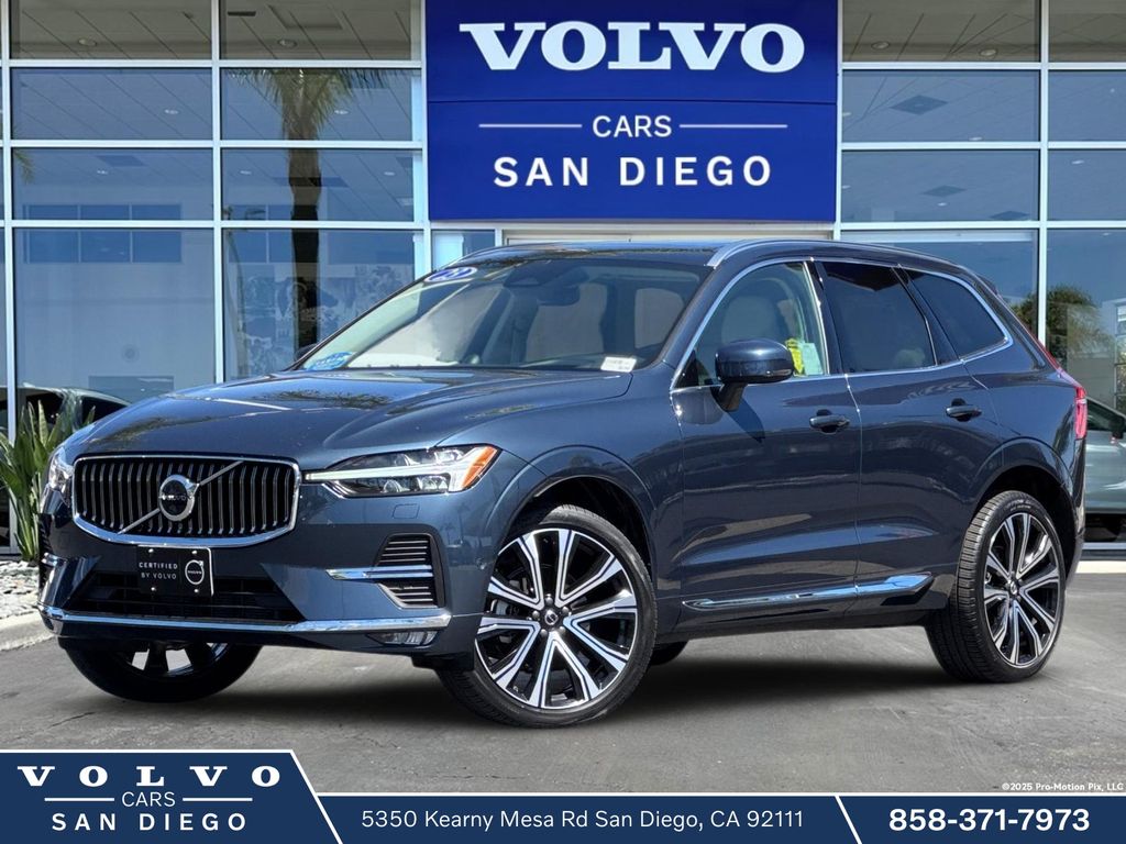 2023 Volvo XC60 B5 Ultimate Bright Theme FWD