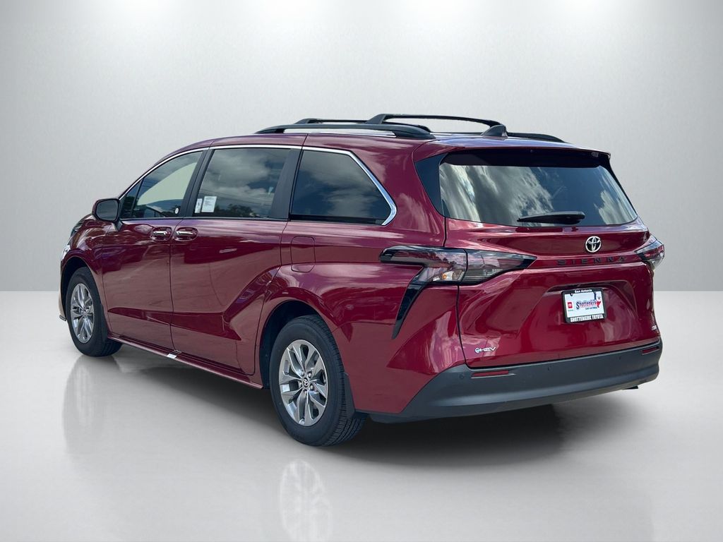 Used 2026 Toyota Sienna Van
