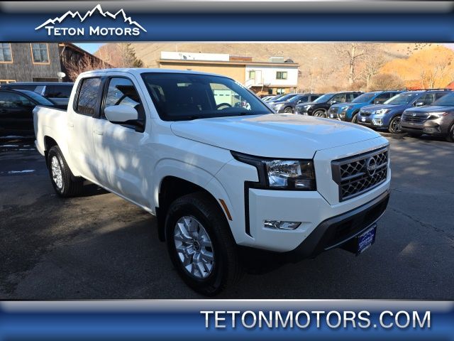 2023 Nissan Frontier SV Crew Cab 4WD