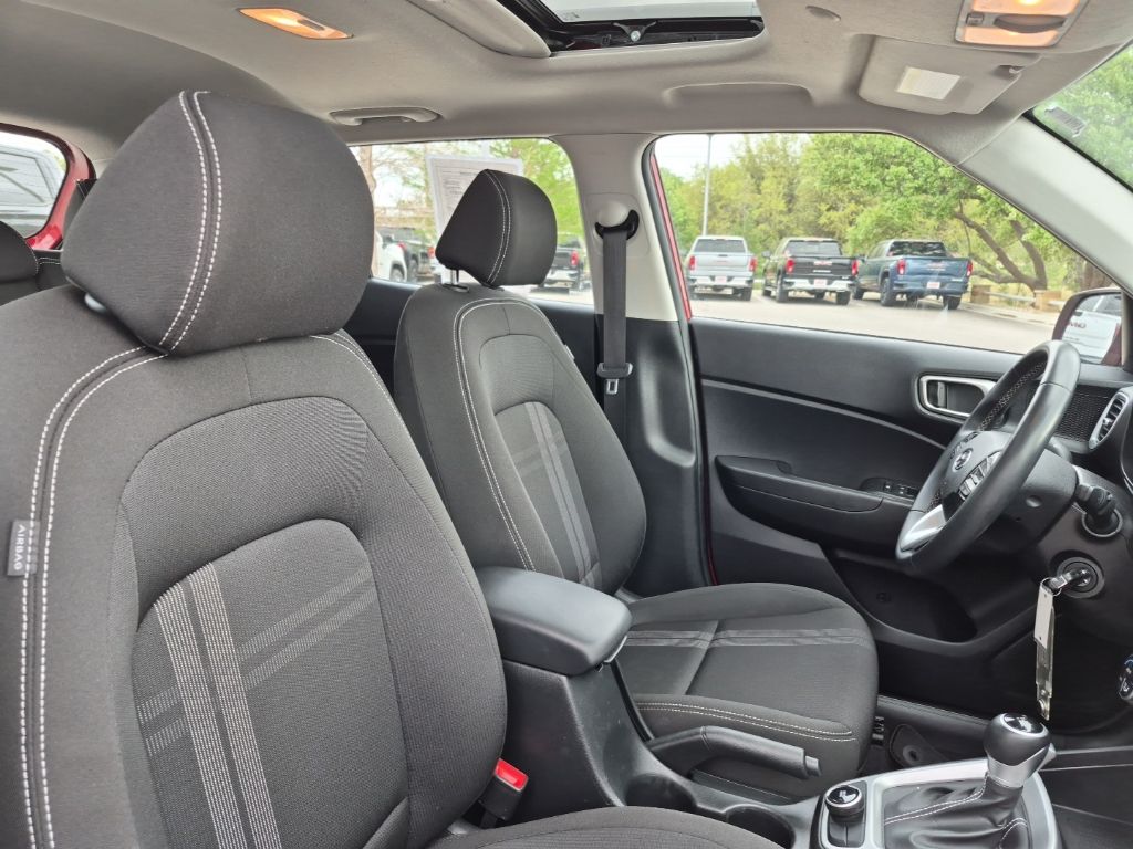 Used Car 2022 Hyundai Venue  Sel For Sale Under $20,000 In Austin, Texas