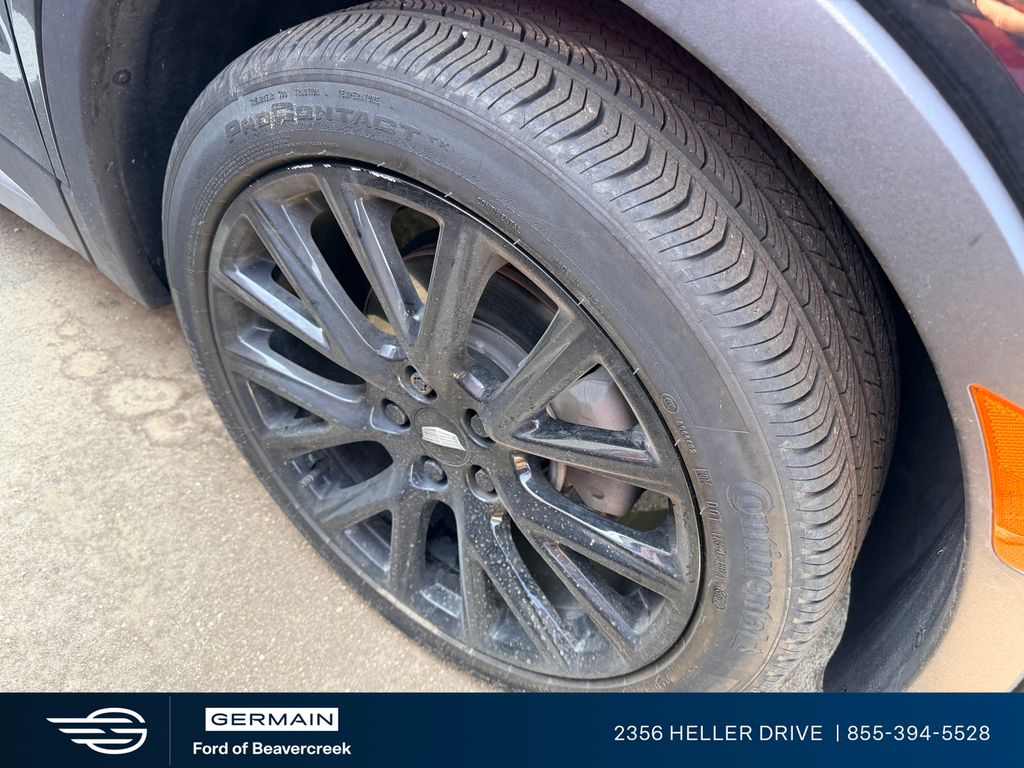 Used 2023 Black Cadillac Premium Luxury image 3