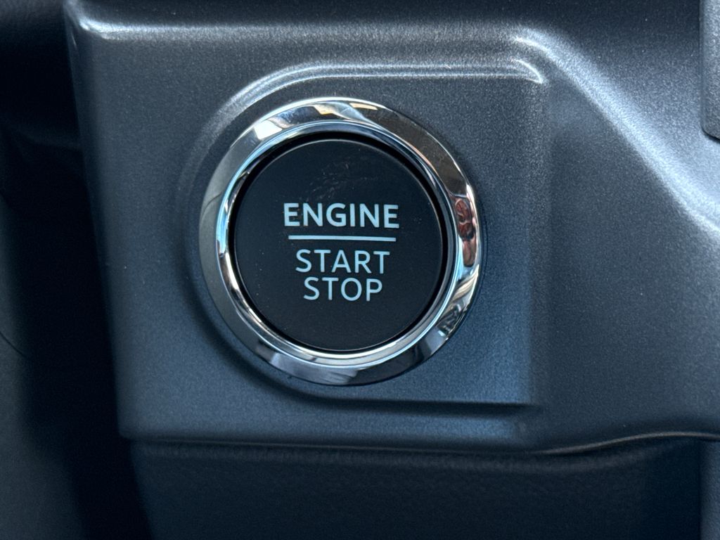 New 2026 White Ford XLT image 24