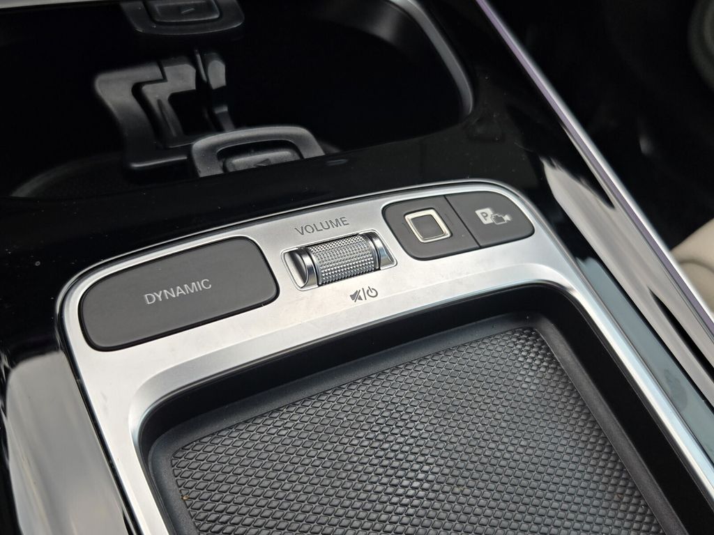 2025 Mercedes-Benz A-Class - $30,478