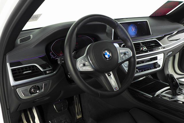 2022 BMW 7 Series 740i 27