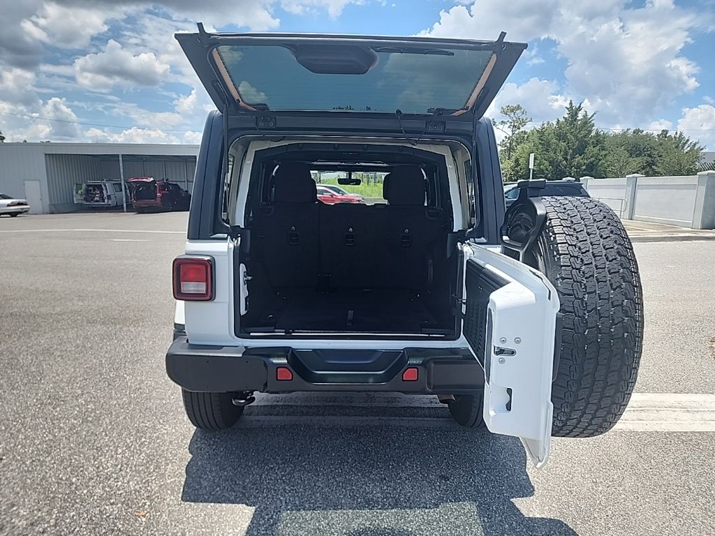 2023 White Jeep Wrangler Sahara 4X4 SUV