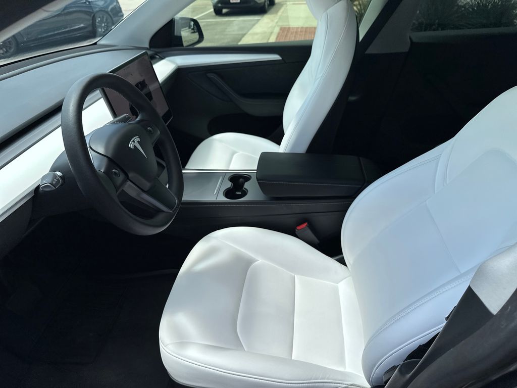 Used Car 2023 Tesla Model Y  Long Range For Sale Under $35,000 In Austin, Texas